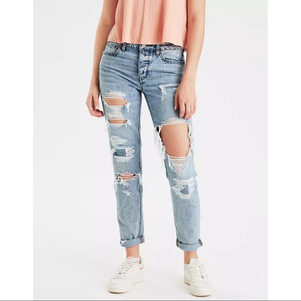 American Eagle Button Fly Distressed Tomgirl Jeans Sz 2 Extra Long Jeans